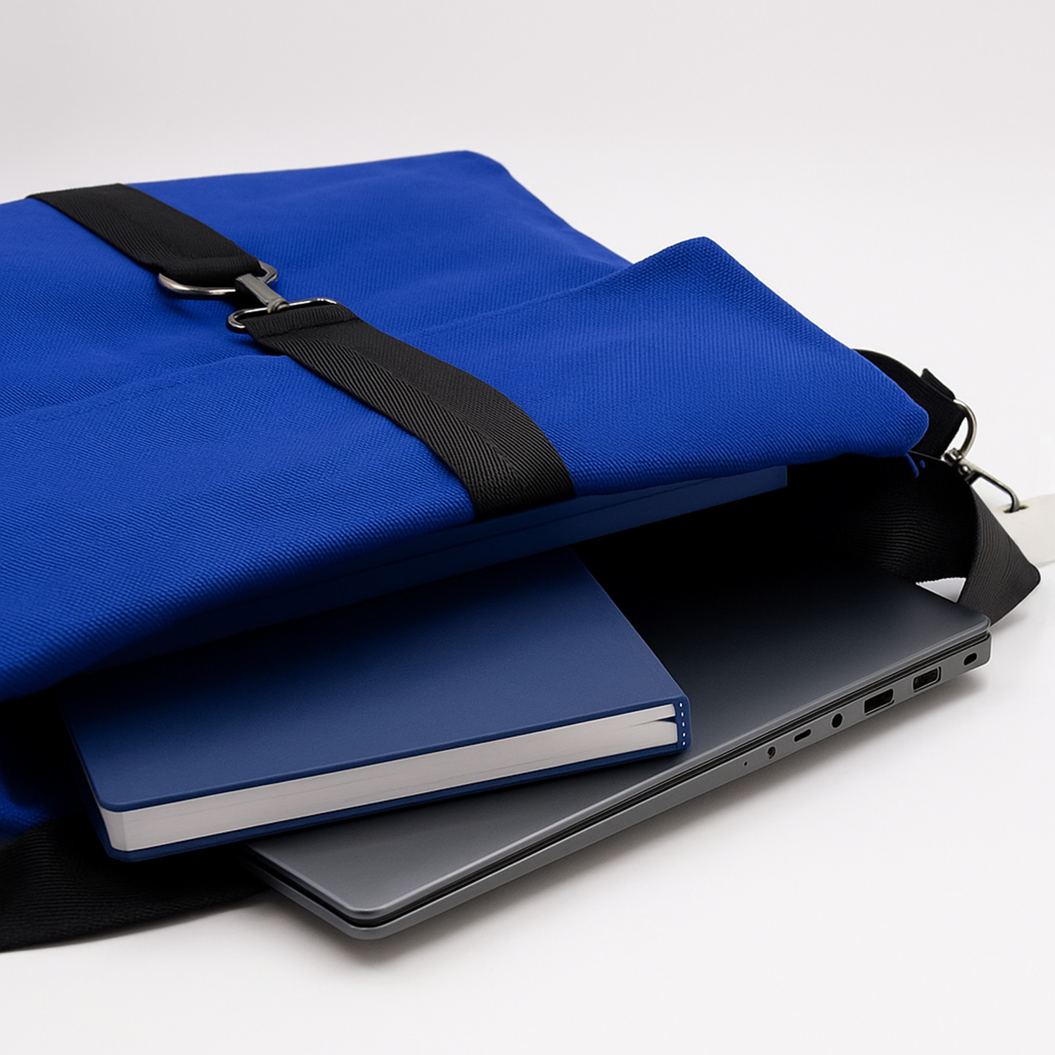 Шоппер Superbag Companion, с тремя отделениями, боковым креплением (карабин) и карманом (синий с черным)-8