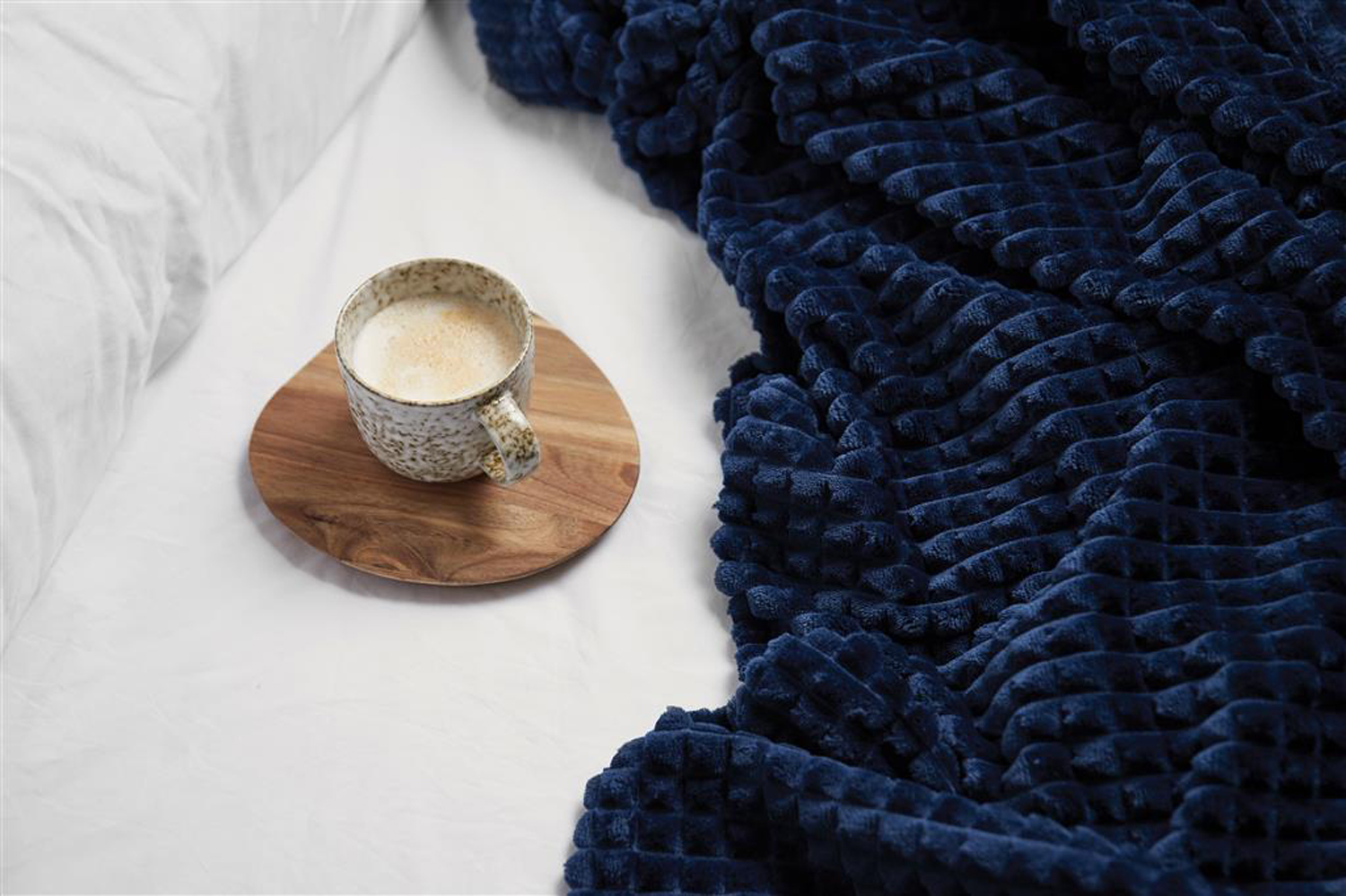 Плед VINGA Branson из rPET GRS-8