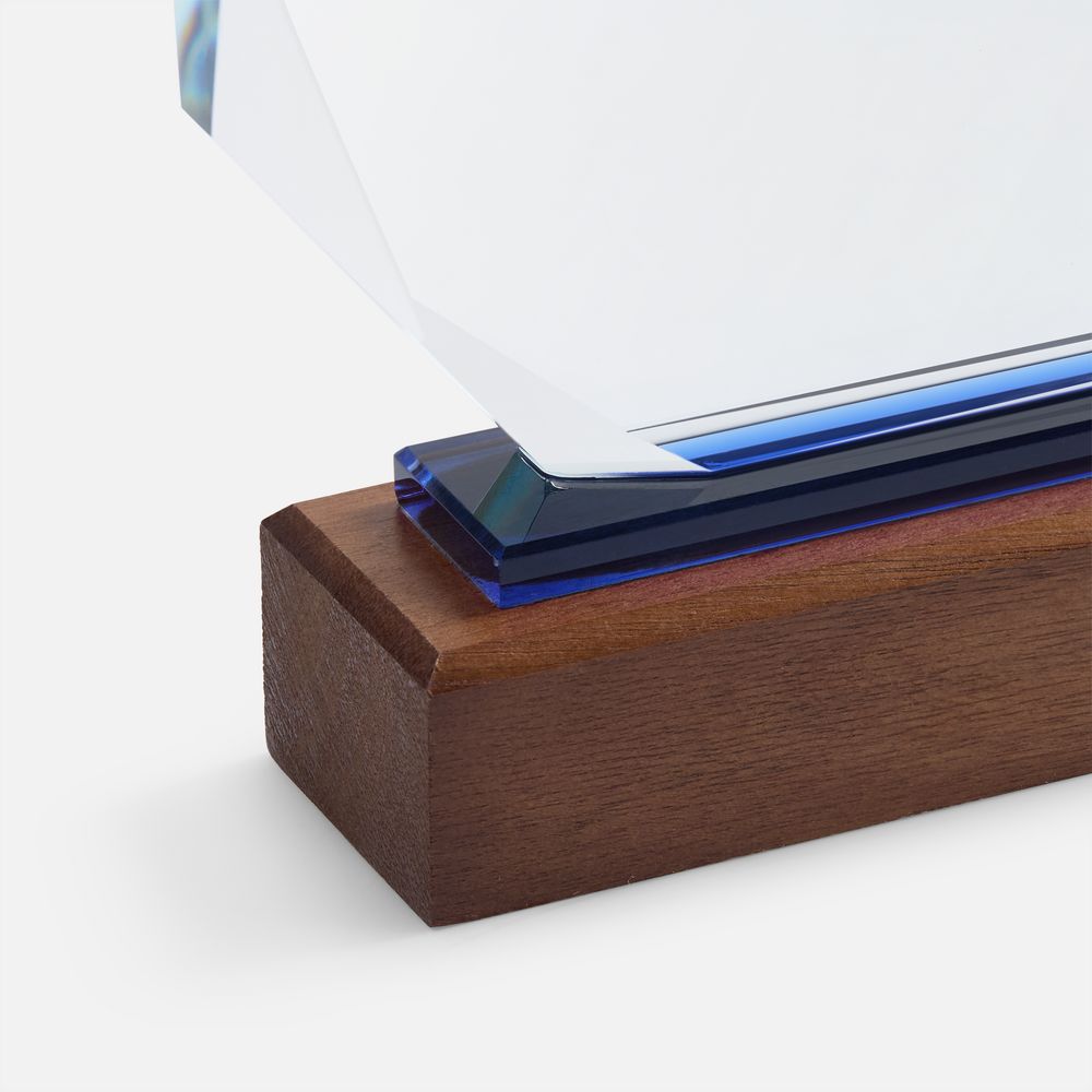 Стела Glory Daze-3