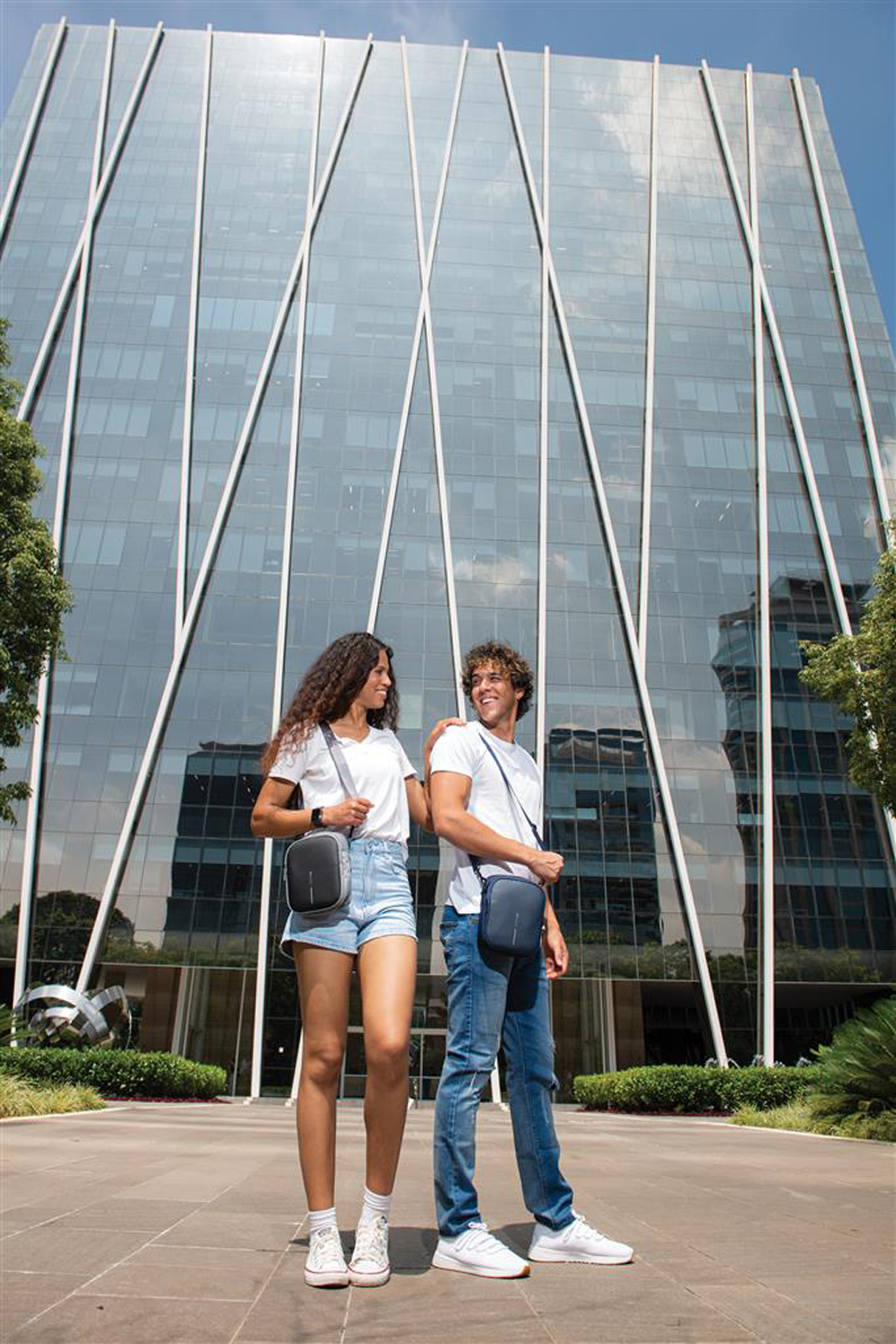 Сумка XD Design Boxy Sling-24