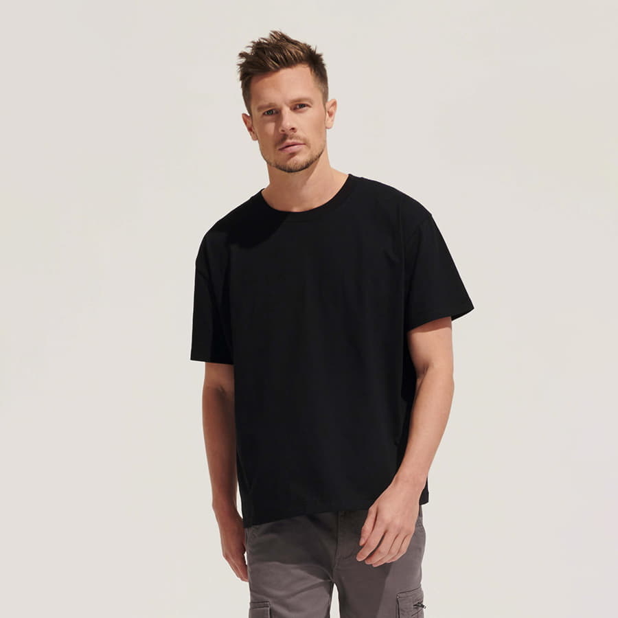 Футболка оверсайз унисекс LEGACY 220, черный-1