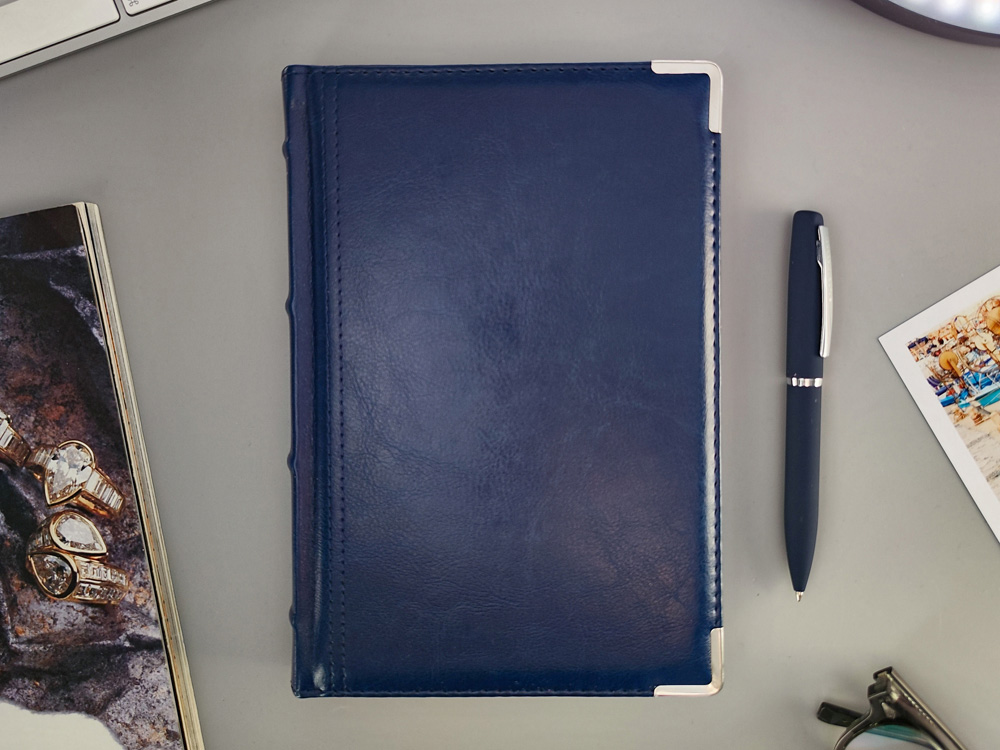 Ежедневник А5 полудатированный Boss, синий-11