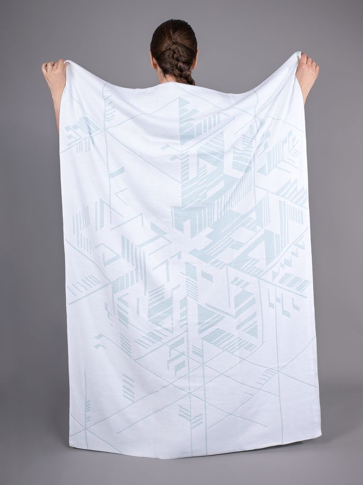 Плед Winterflake, бело-голубой с люрексом-1