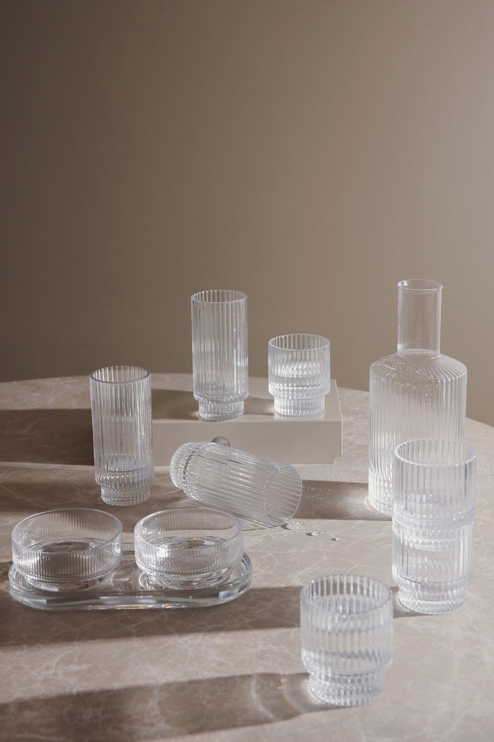 Графин VINGA York, 1,45 л-4