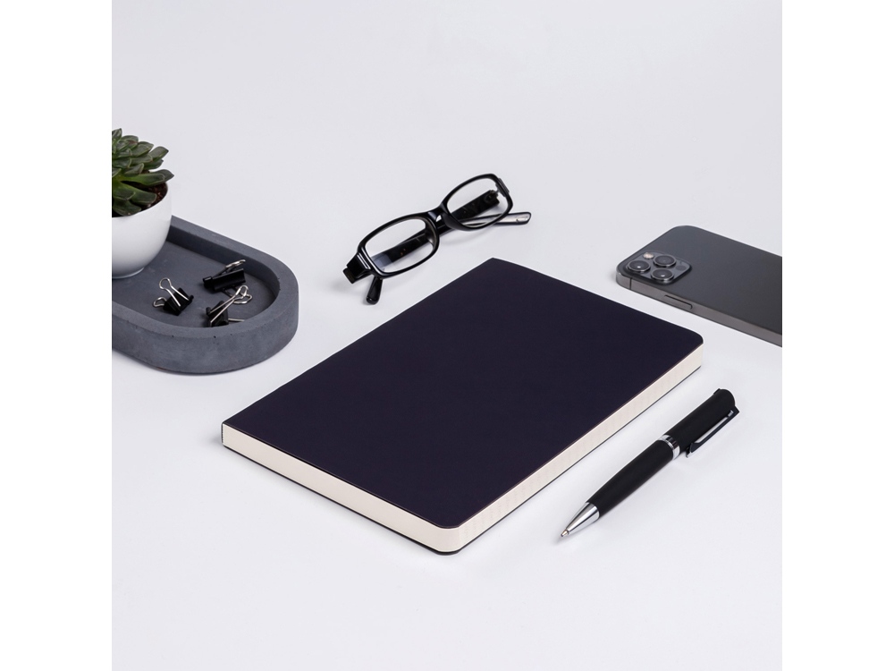 Ежедневник А5 недатированный Megapolis Velvet Flex, темно-синий Navy-9