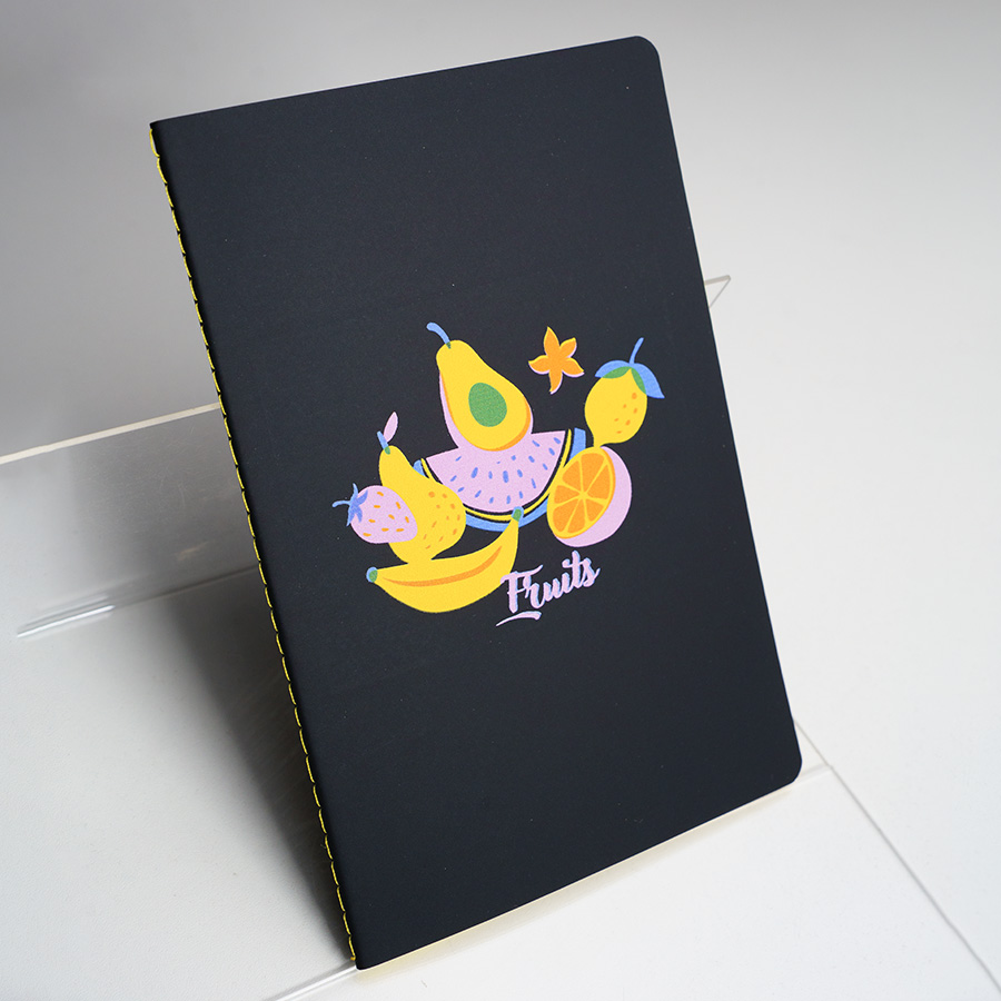 Тетрадь SLIMMY, 140 х 210 мм,  черный с черным, бежевый блок, в клетку, черный-9