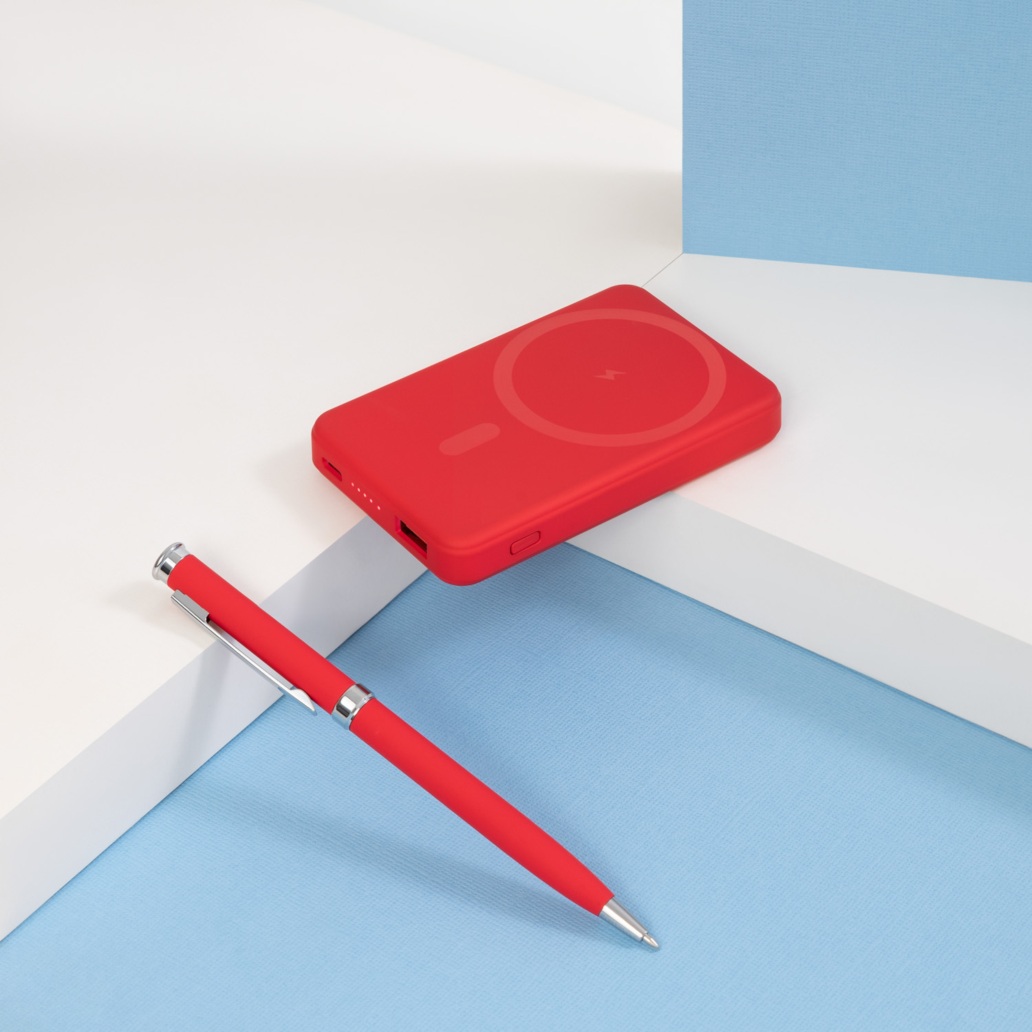 Внешний аккумулятор Largo PD 5000mAh с функцией беспроводной зарядки 15W, красный-7