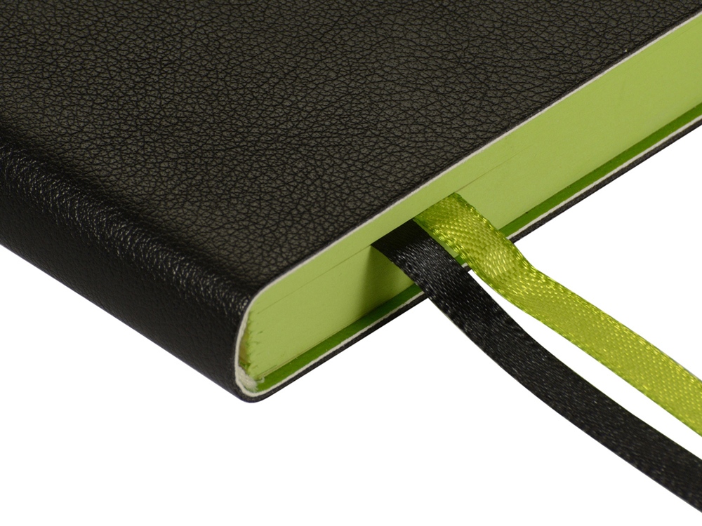 Ежедневник А5 датированный Boston 2026, черный с салатовым обрезом-2