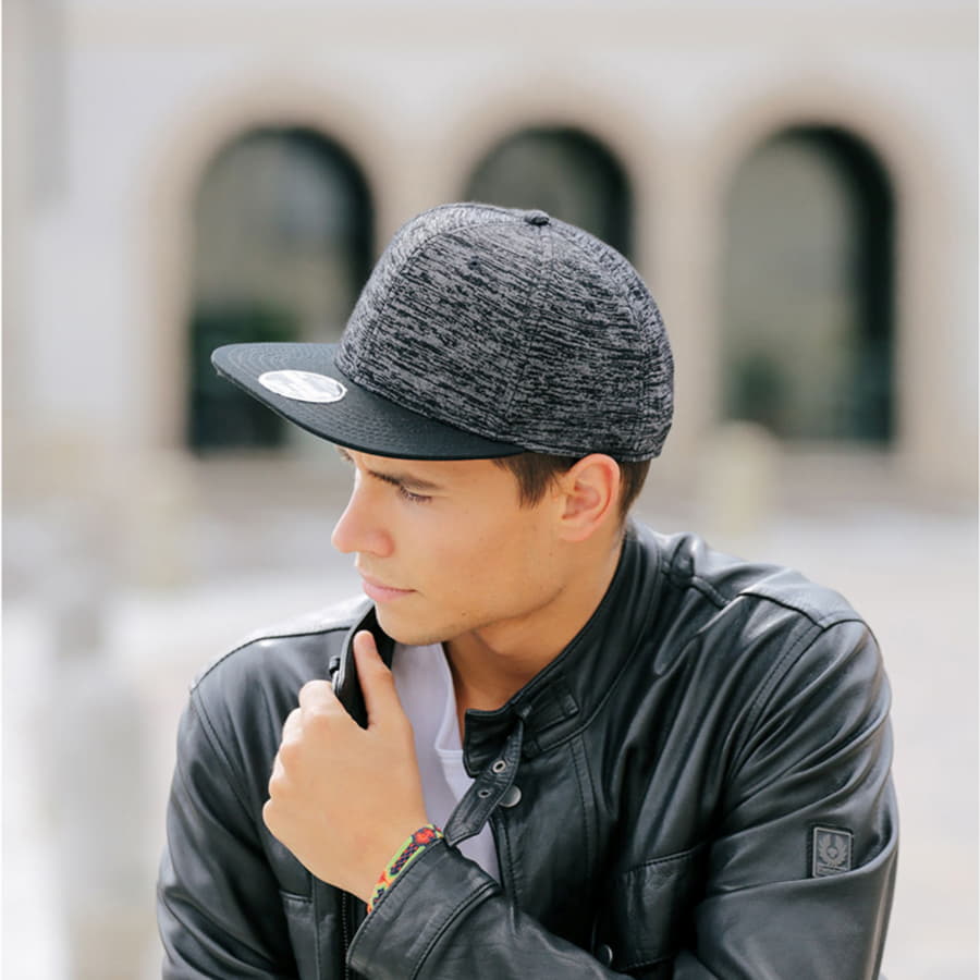 Бейсболка BOOST, 6 клиньев, пластиковая застежка, черный-1