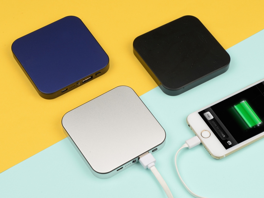 Портативное зарядное устройство на 4000 mAh с литий-полимерной батареей в компактном корпусе из металла, черный-8