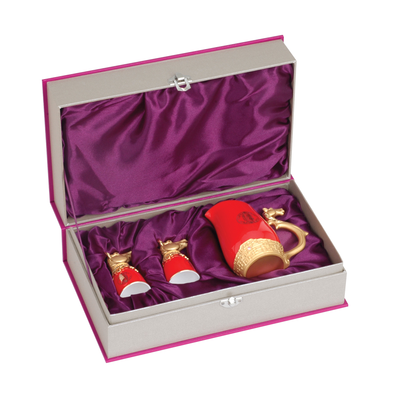 Набор для водки "Кони"-1