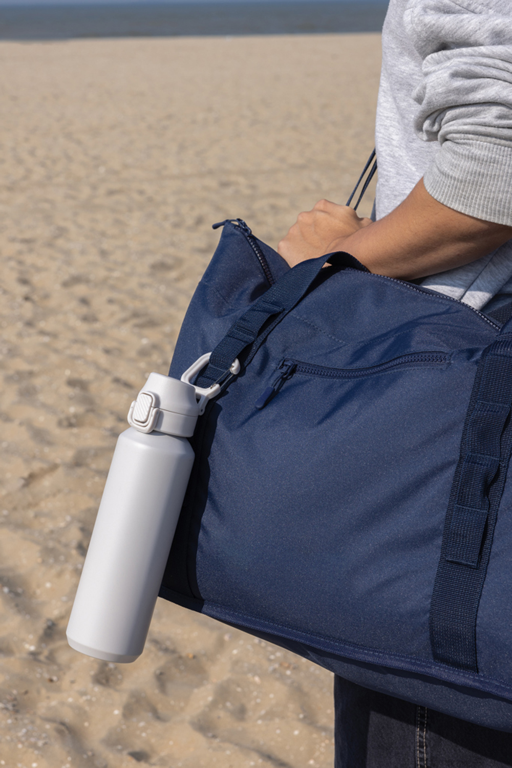 Спортивная бутылка Via из переработанной стали RCS с карабином, 600 мл-11