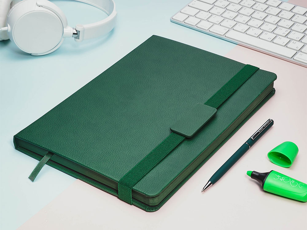Ежедневник В5 недатированный Leggenda, зеленый-4