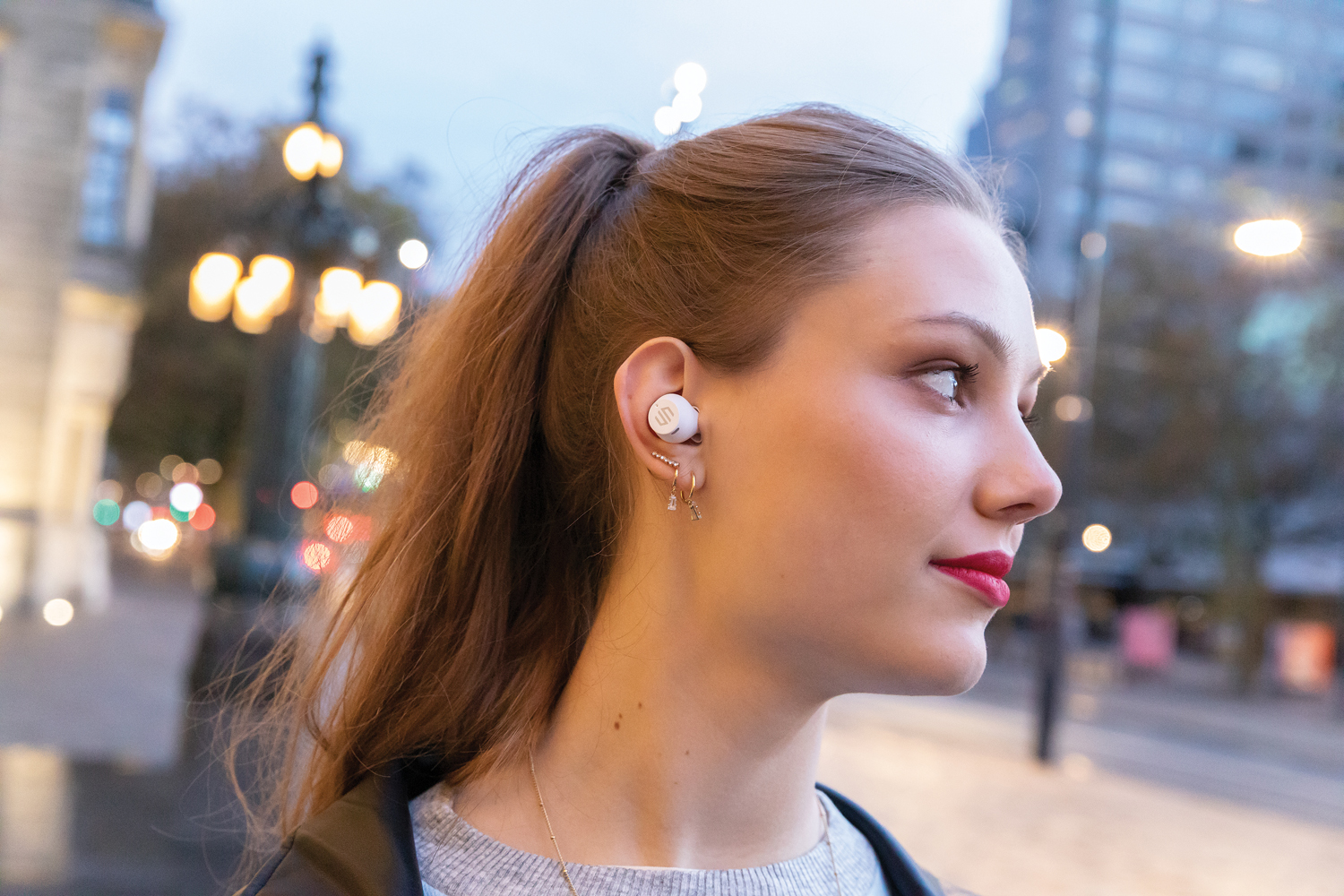 Беспроводные наушники Urban Vitamin Napa-16