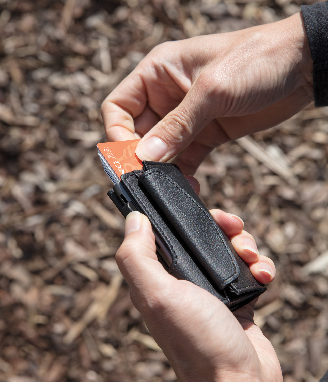 Кошелек с отделением для монет и держателем для карт C-Secure RFID-10