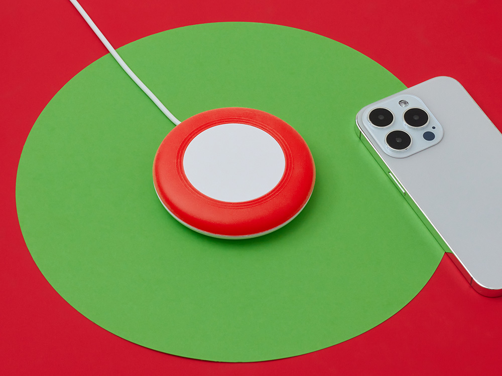 Беспроводное зарядное устройство со встроенным кабелем 2-в-1 Disc, красный-0