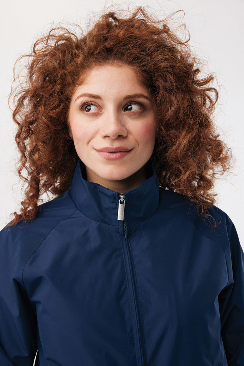 Куртка Iqoniq Odin из переработанного полиэстера-12