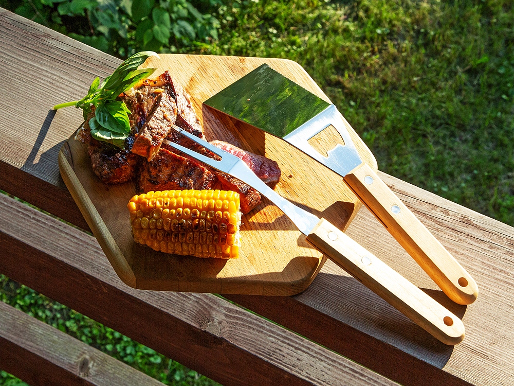 Набор BBQ Grill Master из двух приборов с деревянными ручками-8
