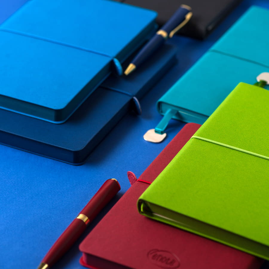 Ежедневник недатированный FREDDIE, формат А5, бирюзовый-2