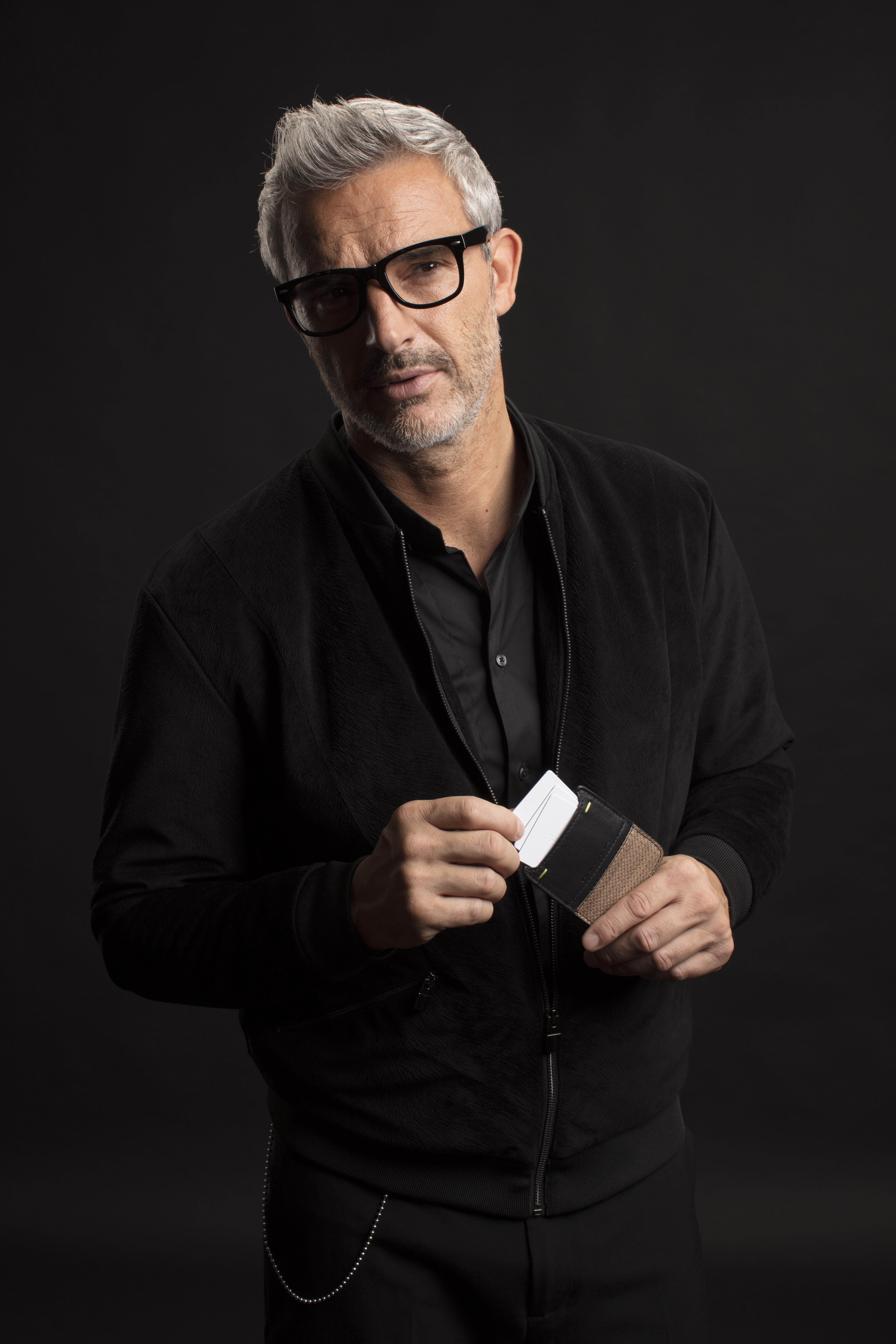 Картхолдер для визитных карточек Pininfarina Folio Walnut-4