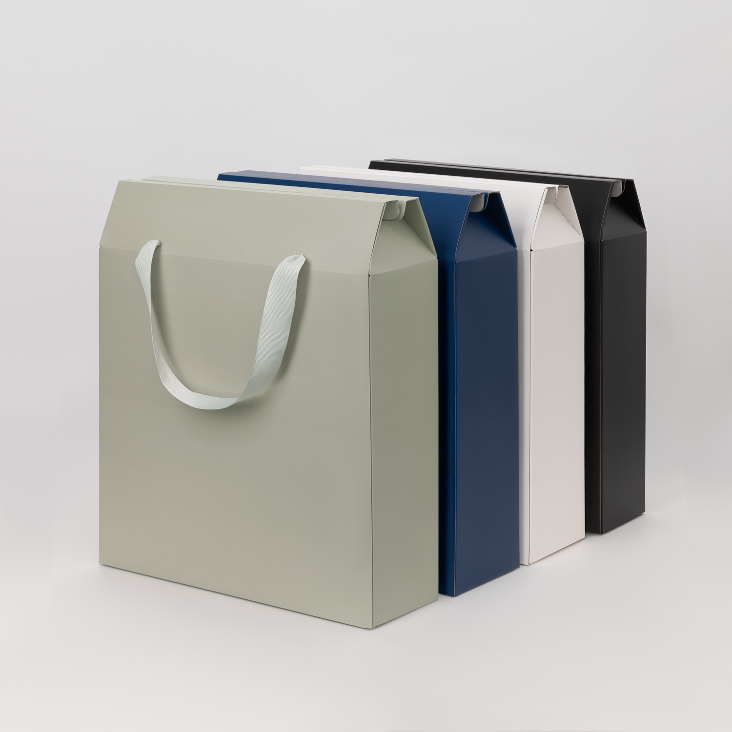 Подарочная коробка-пакет универсальная большая, черная-4