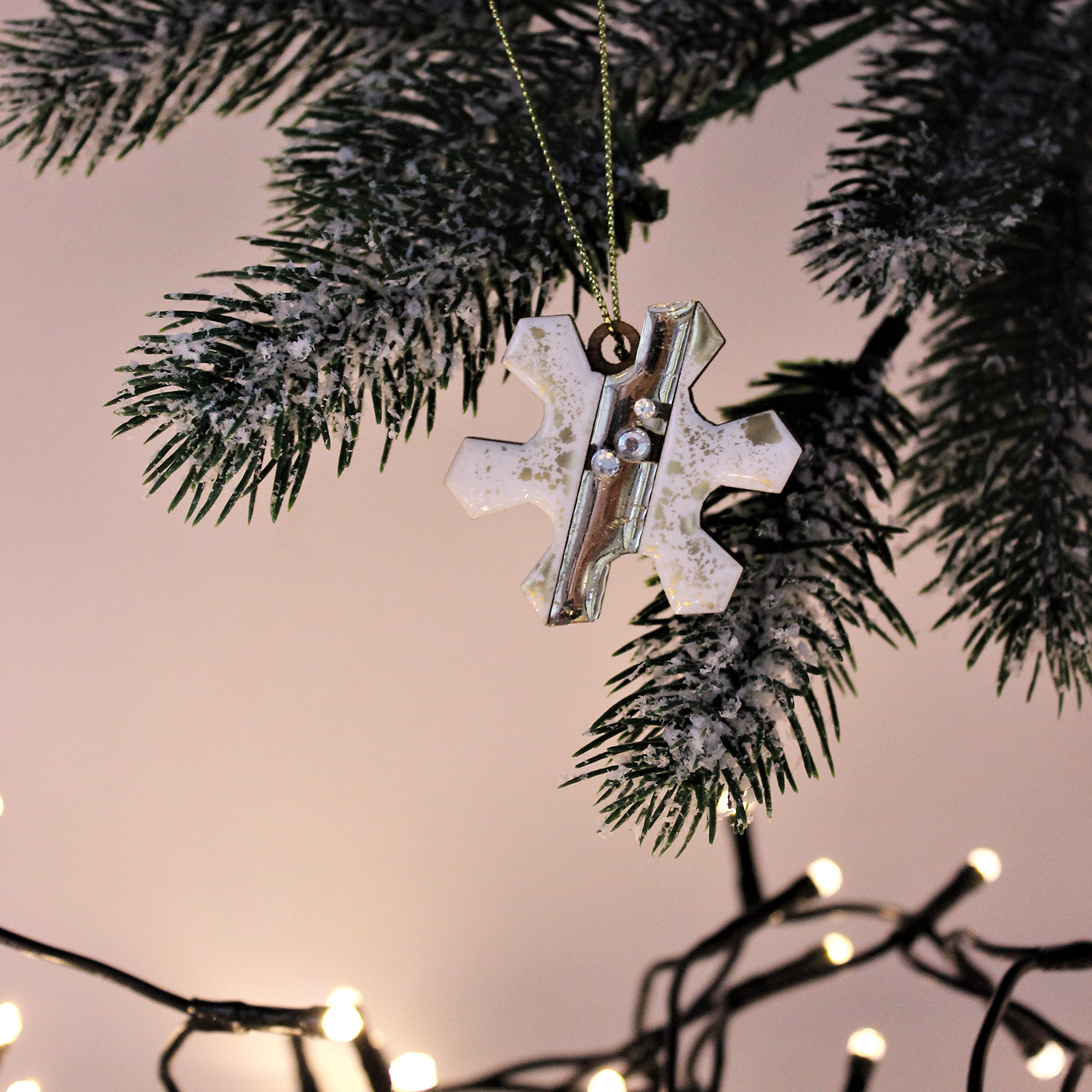 Ёлочная игрушка Снежинка (белый с золотым )-4