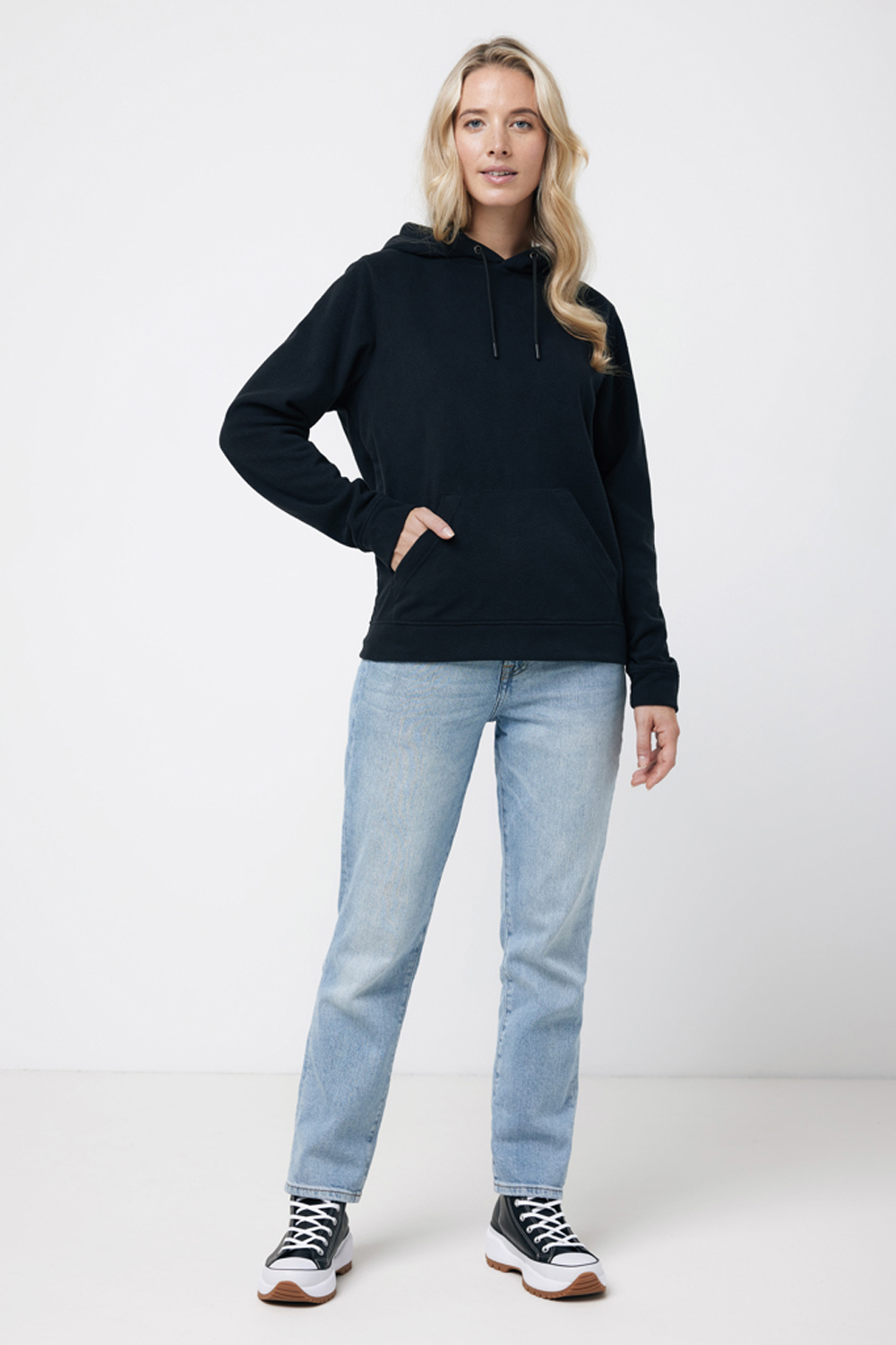 Худи Iqoniq Trivor из переработанного полиэстера AWARE™, унисекс, 240 г/м²-10