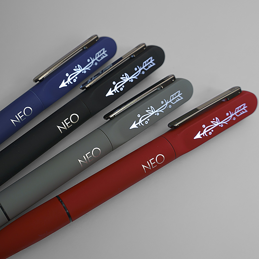 Ручка шариковая NEO с подсветкой после гравировки, soft touch, красный, серый-6