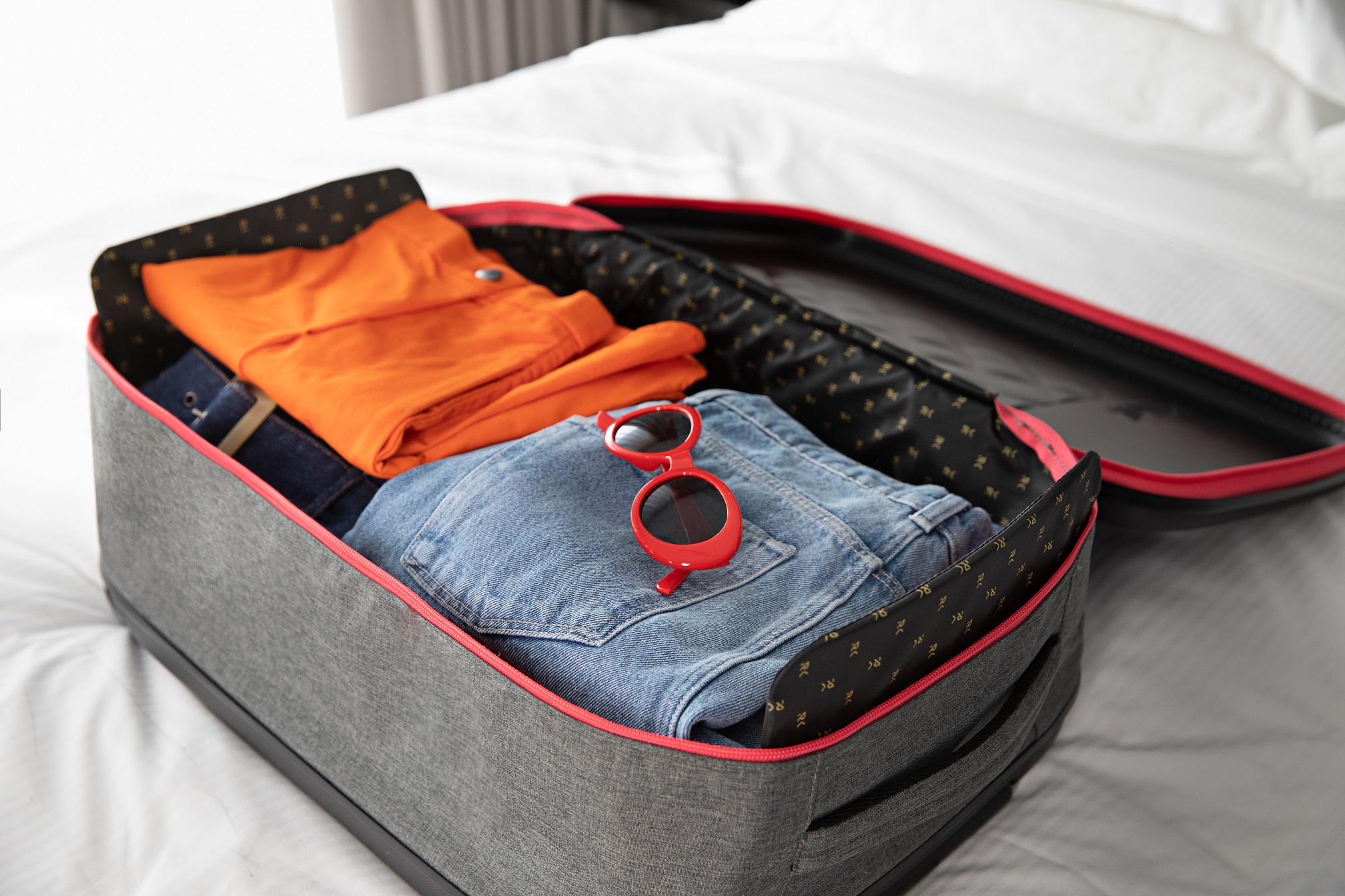 Чемодан складной Rollink Earth 55x40x20 см, 2 колеса, черный/красный-16