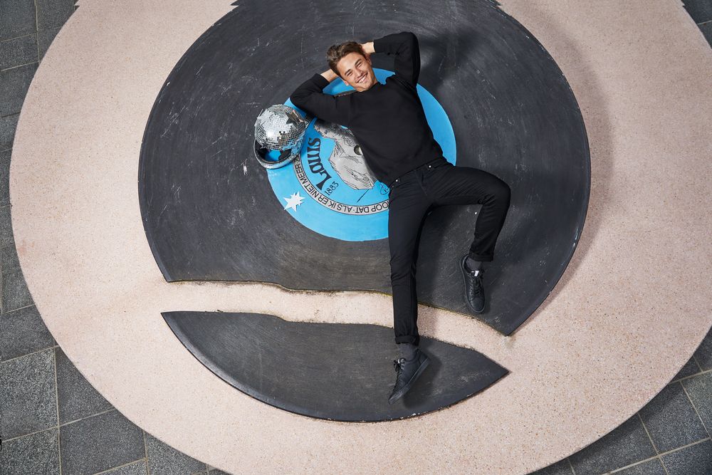 Толстовка ID.002 темно-синяя-3