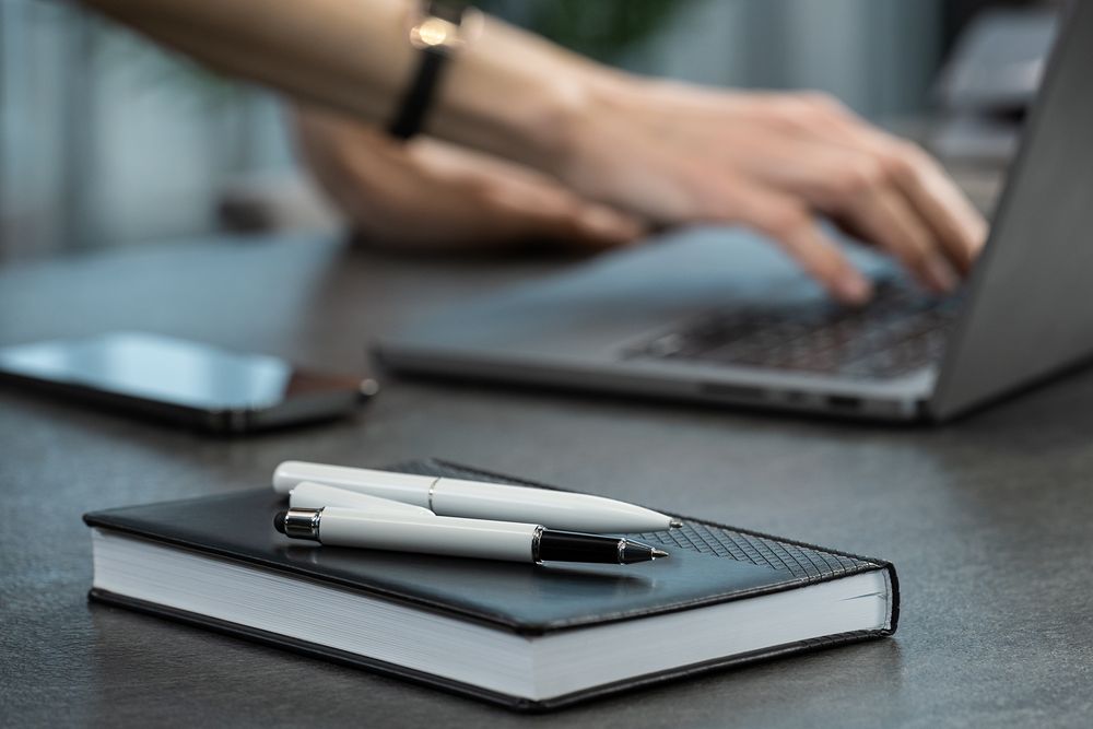 Роллер Scribo со стилусом, матовый белый-3