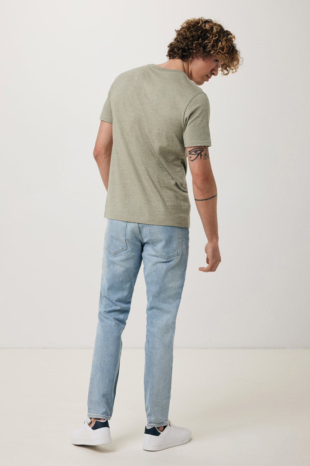 Футболка Iqoniq Brett из переработанного хлопка AWARE™, унисекс, 180 г/м²-5