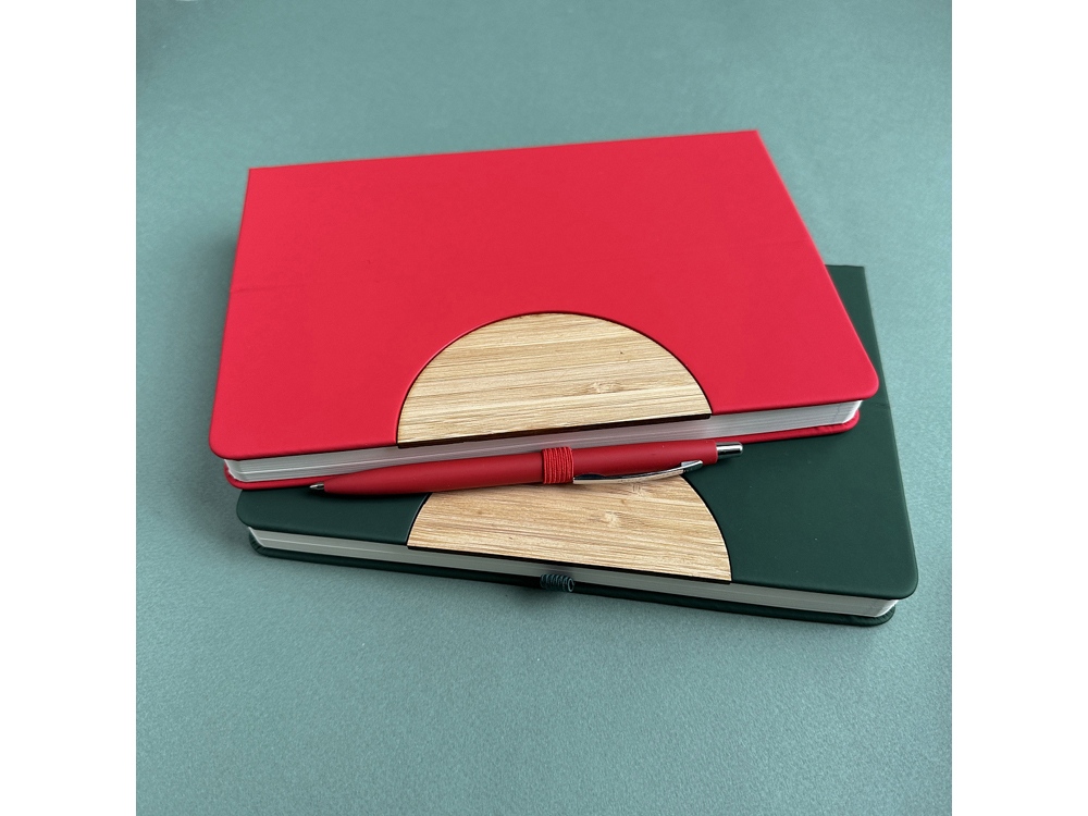 Ежедневник недатированный А5 Bosforo, красный-6