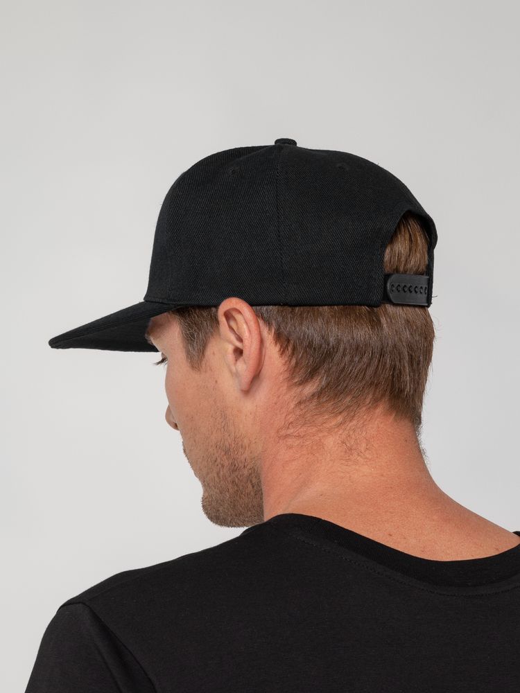 Бейсболка Snapback с прямым козырьком, черная-3