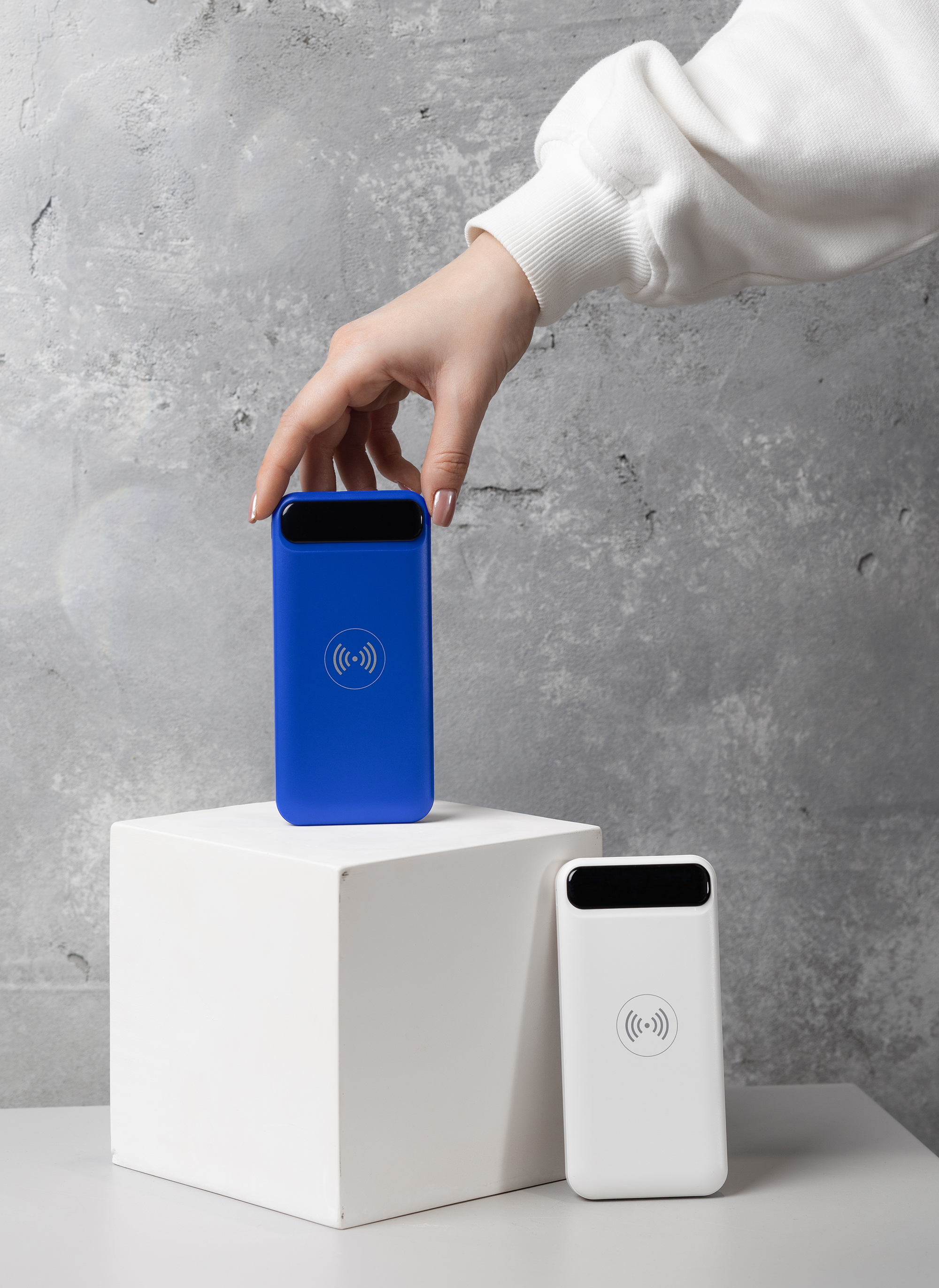 Беспроводное зарядное устройство "Quantum", 10000 mAh с цифровым индикатором заряда-7