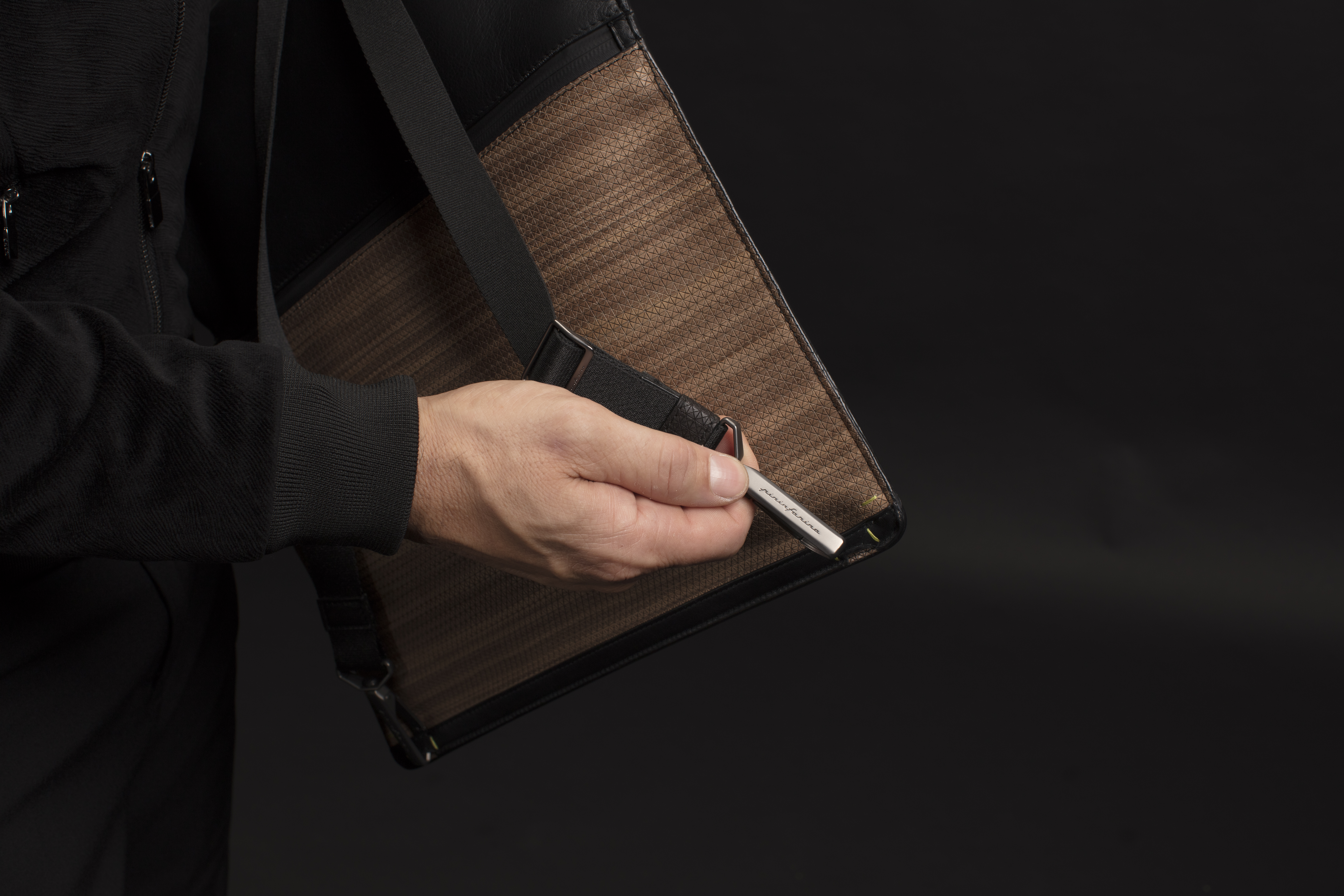 Сумка-трансформер Pininfarina Folio Walnut-20