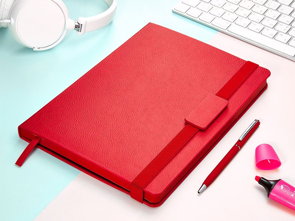 Ежедневник В5 недатированный Leggenda, красный-3