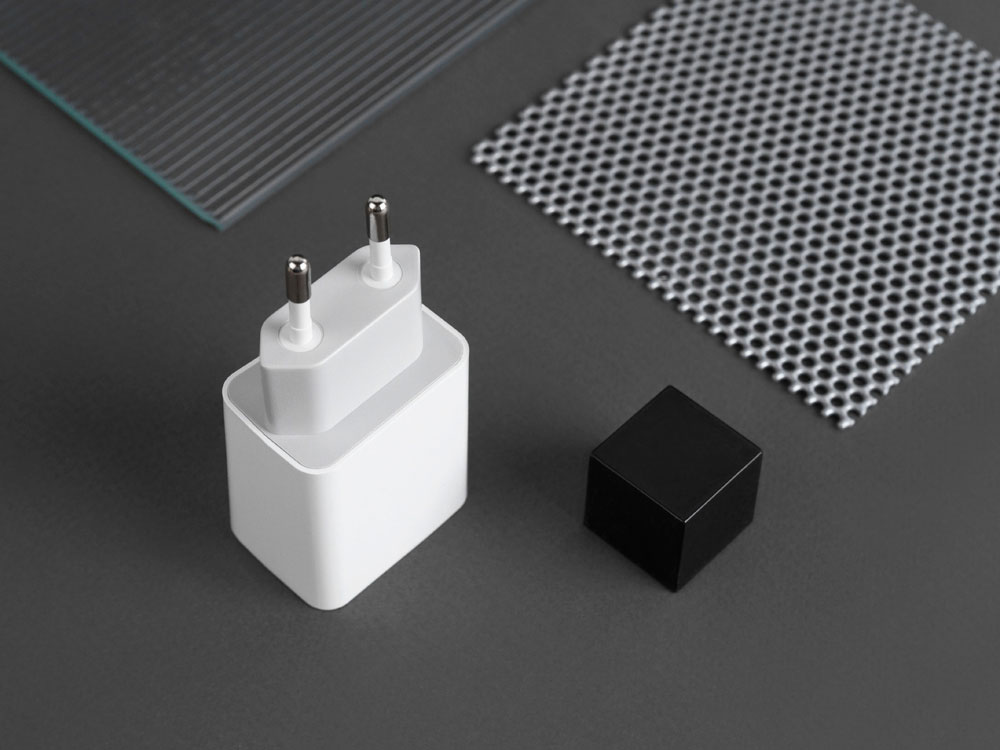 Сетевое зарядное устройство Rombica NEO ZQ3 PD-6