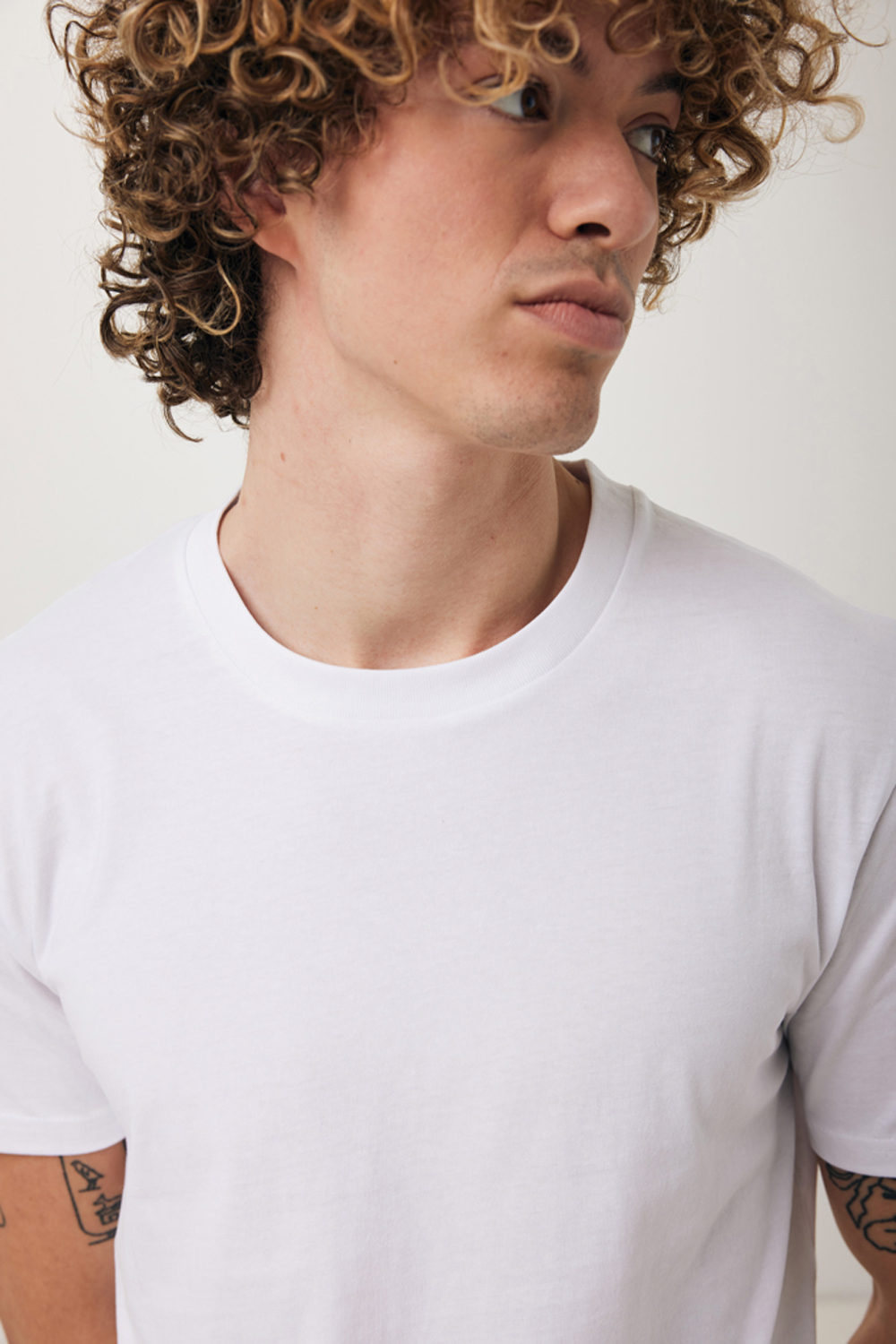 Футболка Iqoniq Brett из переработанного хлопка AWARE™, унисекс, 180 г/м²-8