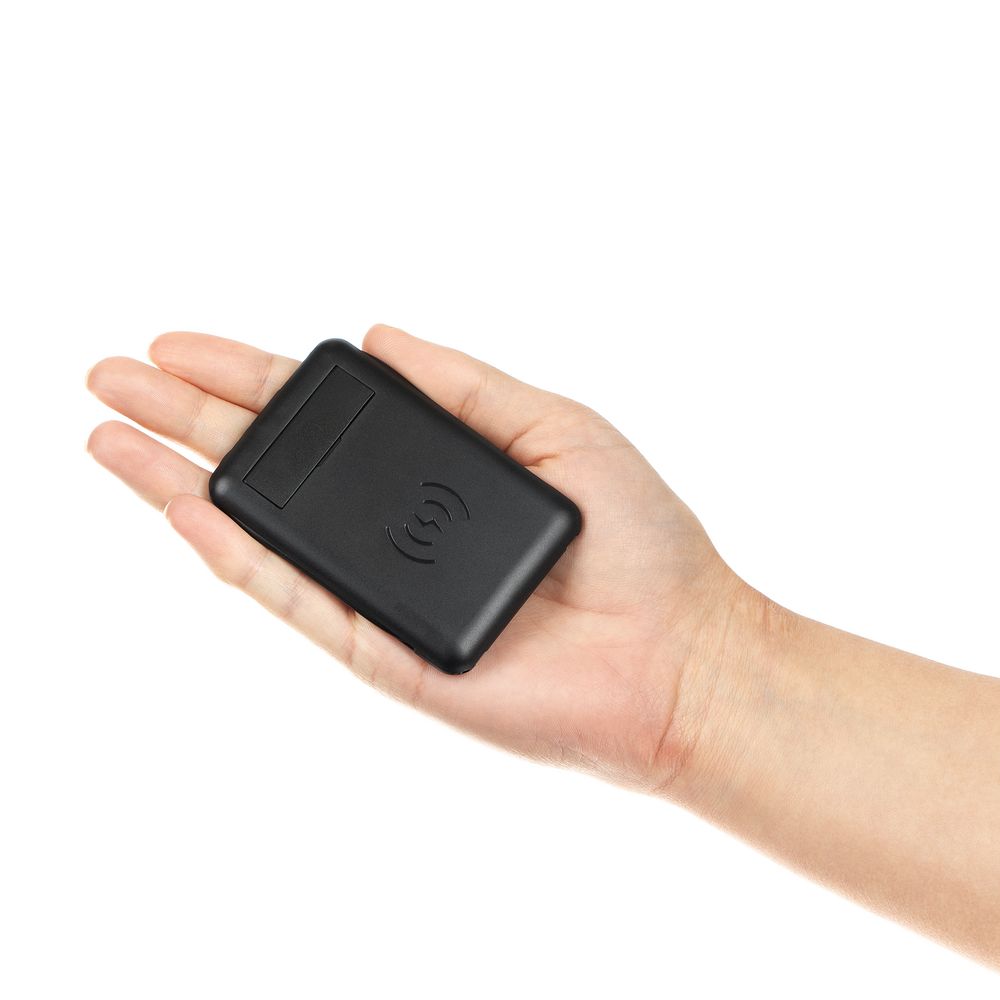 Органайзер с беспроводной зарядкой и набором адаптеров Octopod, черный-3