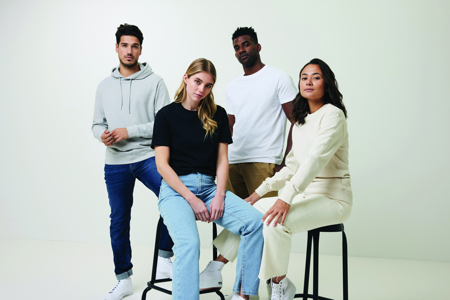 Свитшот Iqoniq Denali из переработанного неокрашенного хлопка, унисекс, 340 г/м²-48