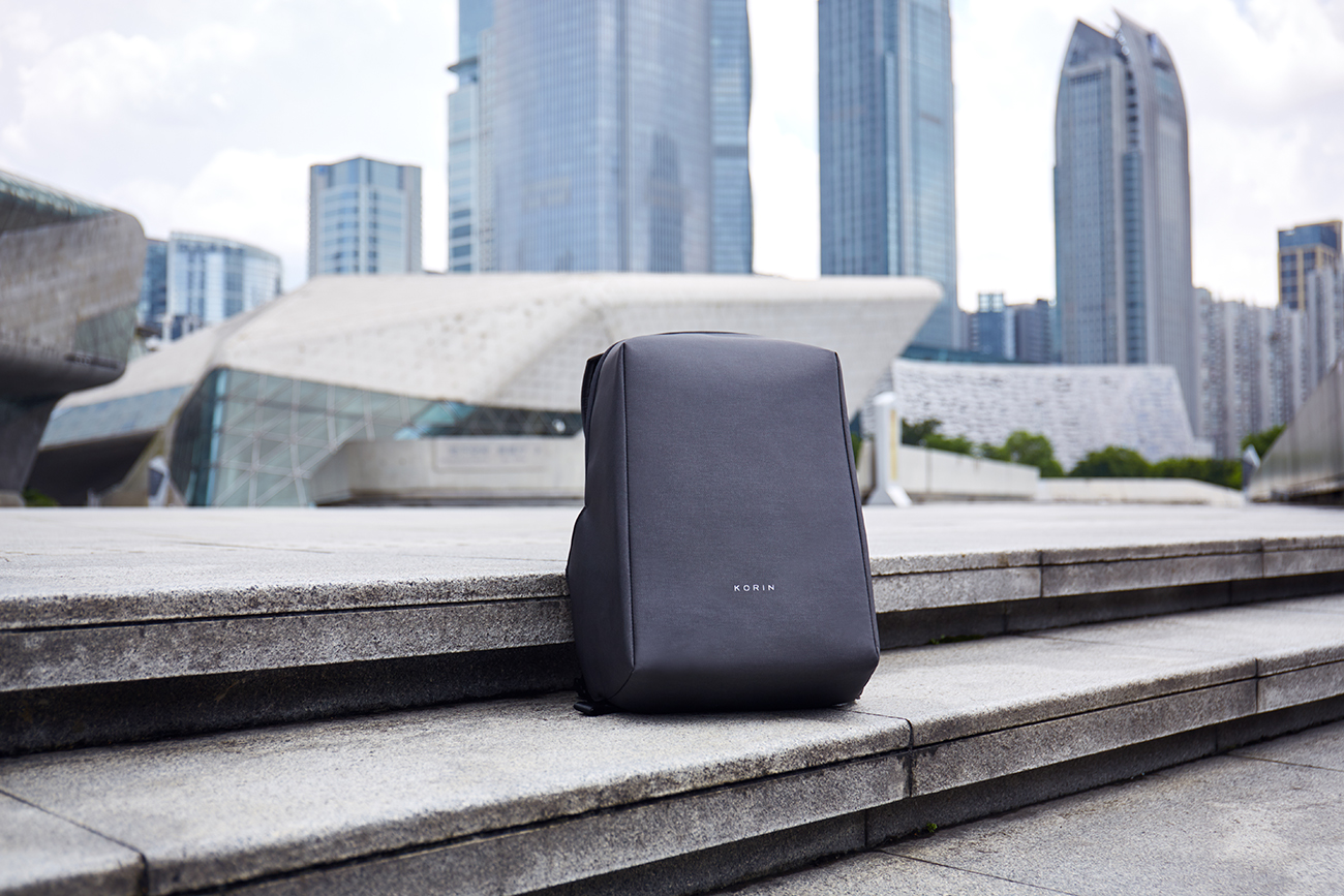 Рюкзак HiPack 43х33х16 см, черный-23