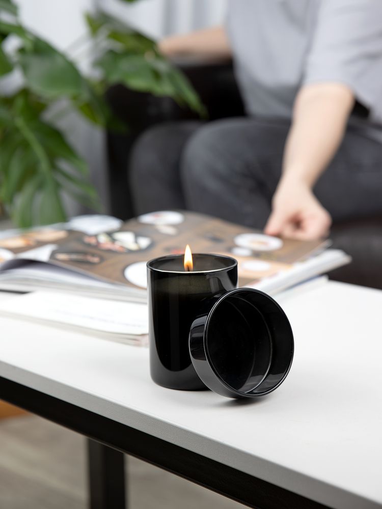 Ароматическая свеча Flikka, сандал и амбра, черная-3