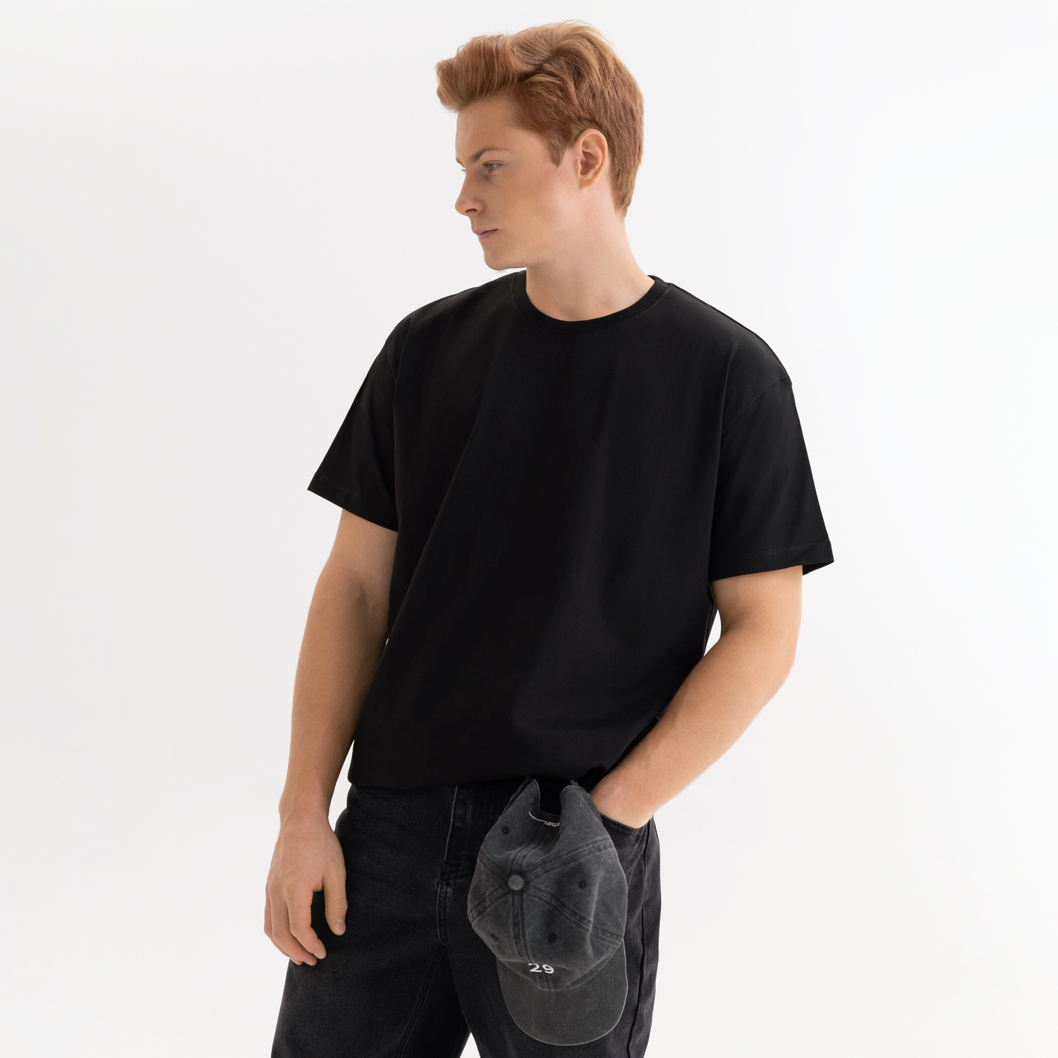 Футболка унисекс Крис (Kris), 150 гр., черная-0