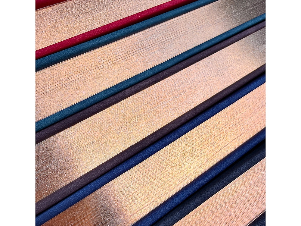 Ежедневник недатированный А5 Royal, синий с бронзовым срезом-6