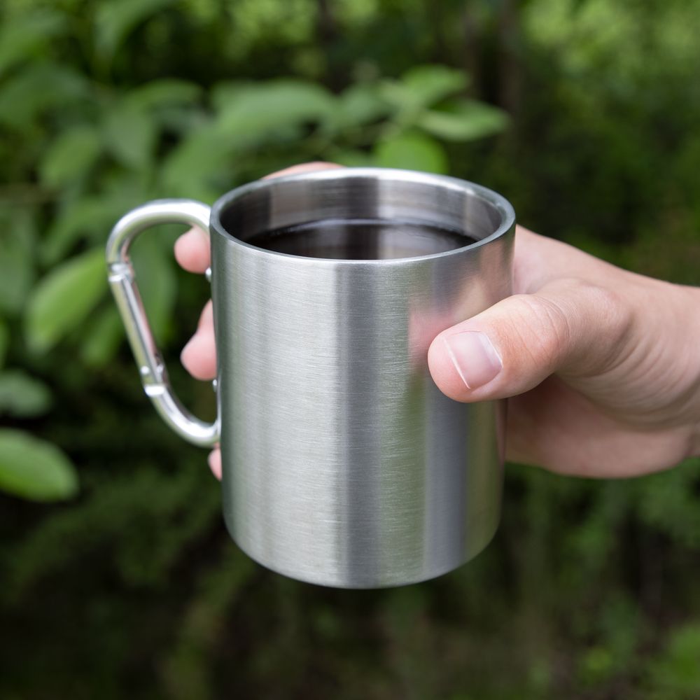 Кружка Trek, с серебристой ручкой-карабином-5