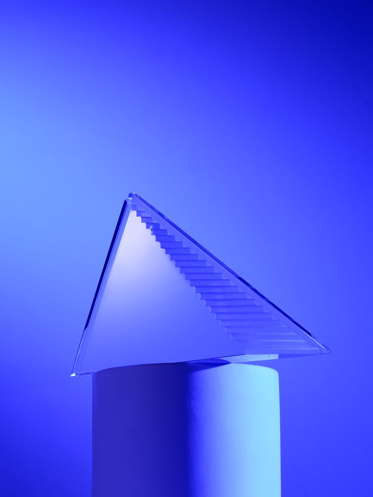 Стела Success Steps-2