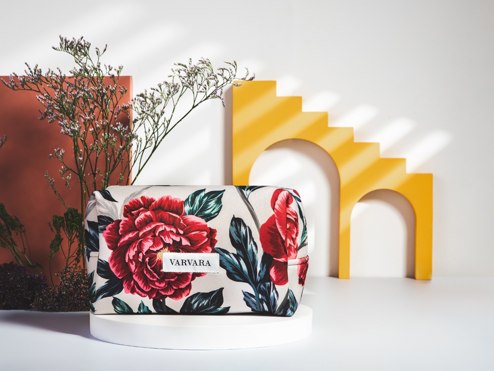 Косметичка Русские сезоны, белый. Varvara-7