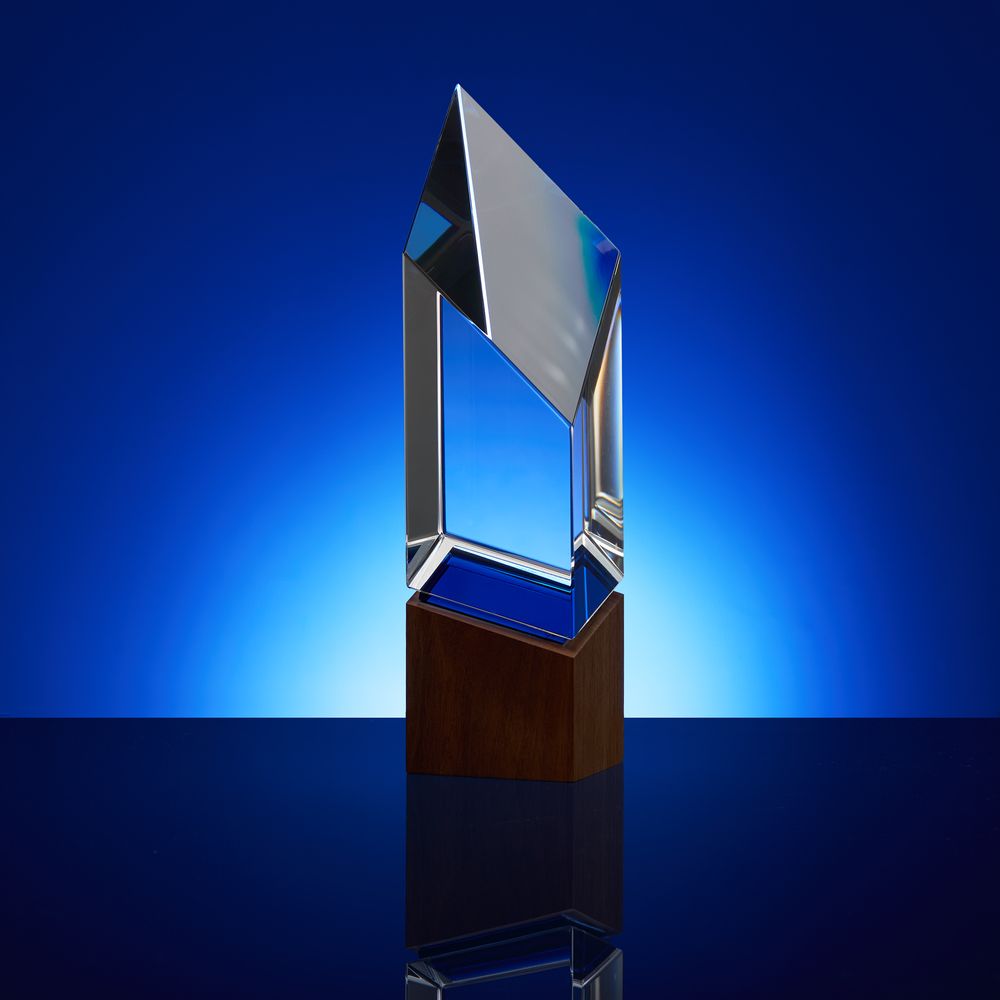 Стела Vincero-2