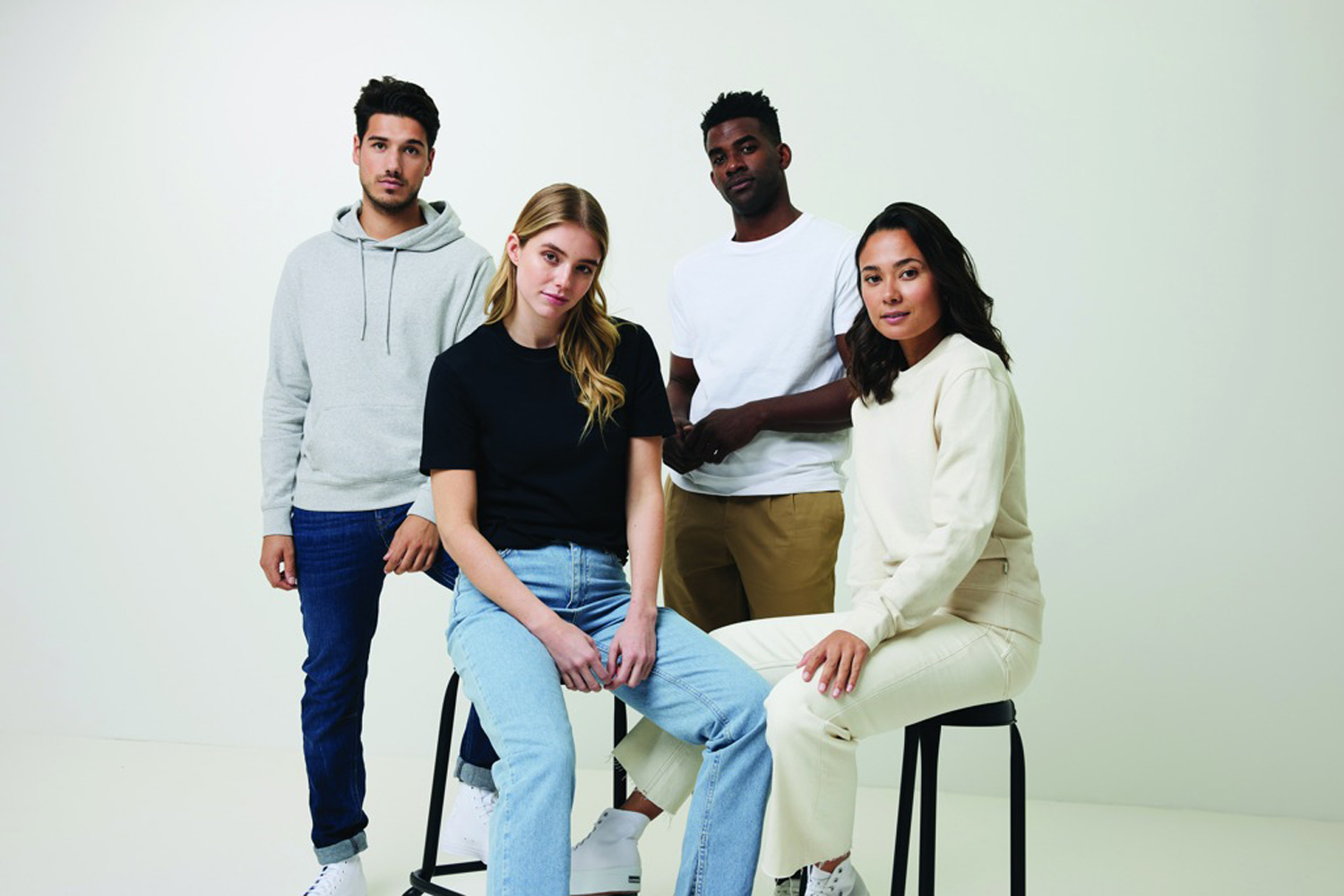 Свитшот Iqoniq Denali из переработанного неокрашенного хлопка, унисекс, 340 г/м²-47